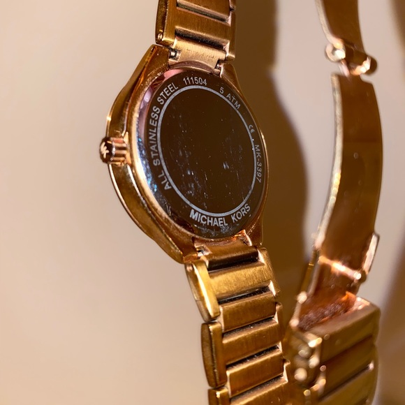 Michael Kors Gold Tone Watch - Picture 4 of 4